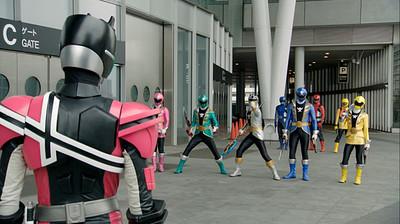 Kamen Rider × Super Sentai: Super Hero Taisen