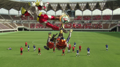 Kamen Rider Gaim: Great Soccer Battle! Golden Fruits Cup!