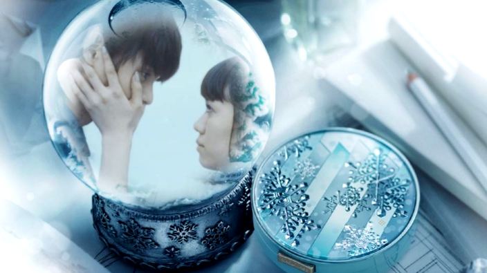 Snow Beauty, il treno e un manto di neve: ecco la favola di Shiseido