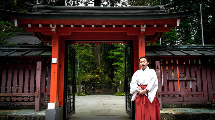 Visita guidata di un santuario shintoista