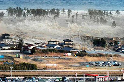 Giappone: Terremoto di magnitudo 9.0 devasta Tokyo Giappone: Terremoto di magnitudo 9.0 devasta Tokyo