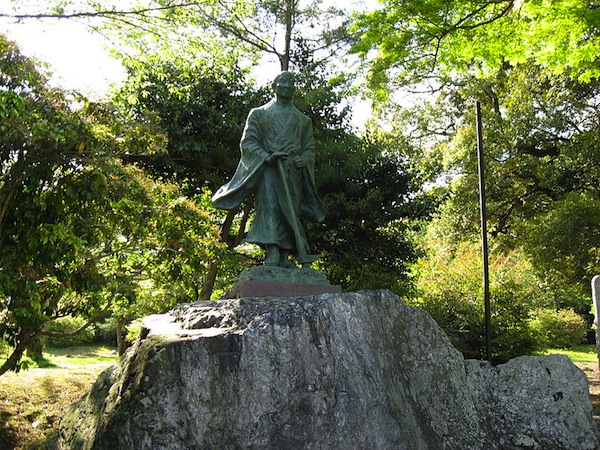 Ryōi Suminokura statue