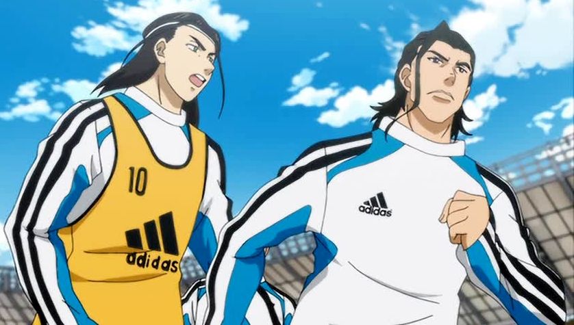 Mesut Özil, junto a Ronaldo, en el anime 'Fantasista Stella'.