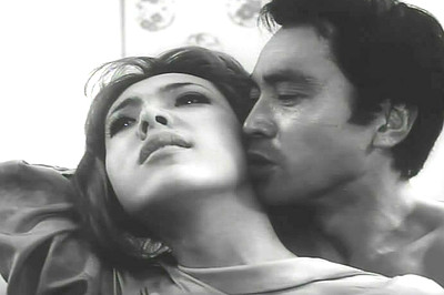 Funeral Parade of Roses