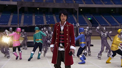 Kaizoku Sentai Gokaiger vs. Uchuu Keiji Gavan: The Movie