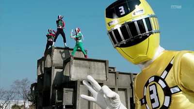 Ressha Sentai Toqger vs Kamen Rider Gaim: Spring Break Combo Special