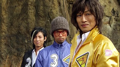 Zyuden Sentai Kyoryuger Returns: 100 YEARS AFTER