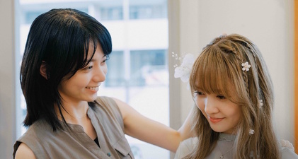 Ayaka Is in Love with Hiroko