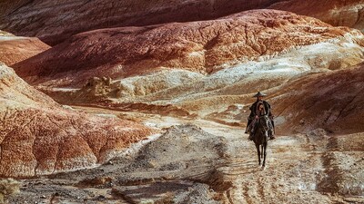 Blades of the Guardians: Wind Rises in the Desert