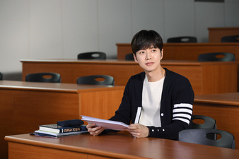 Cheese in the trap - Inganno perfetto