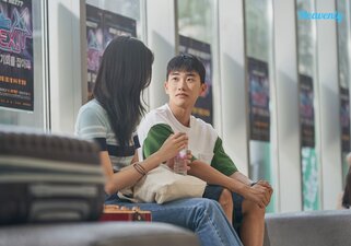 Heesu in Class 2