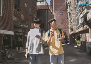 Heesu in Class 2