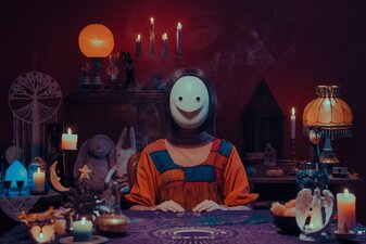 Million-Follower Detective