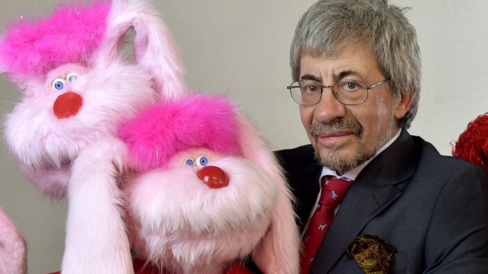 Addio a Enrico Valenti: creatore di Uan, Five e altri pupazzi cult della tv