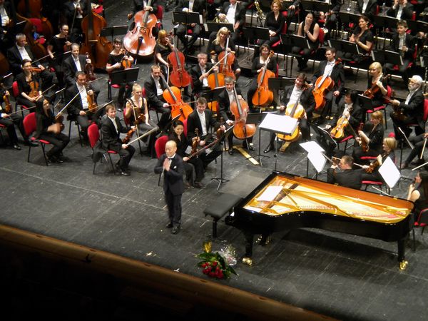 Hisaishi FEFF 3 Hisaishi FEFF 3