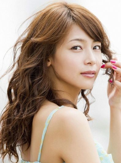 saki-aibu-young-sunday-visual-web-14.jpg saki-aibu-young-sunday-visual-web-14.jpg