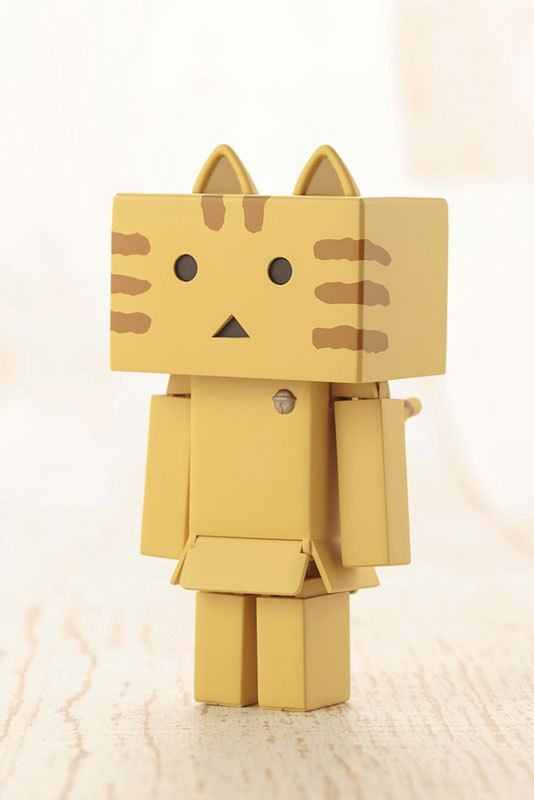 nyanboard-yotsuba-kotobukiya.jpg