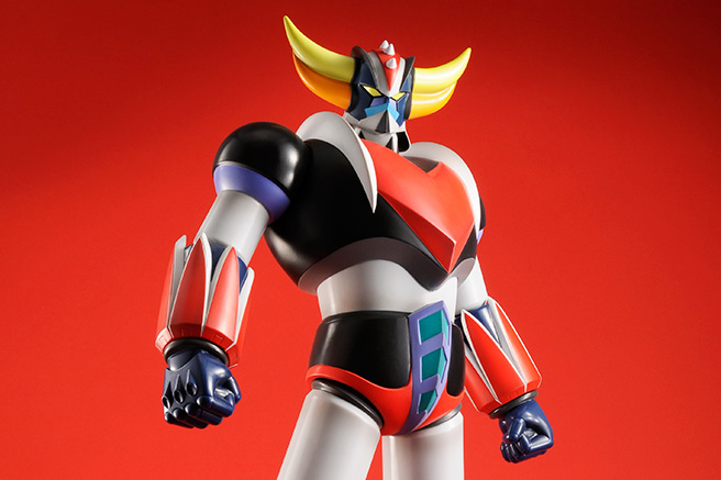 Hayami Hitoshi e le statue di Go Nagai Hayami Hitoshi e le statue di Go Nagai