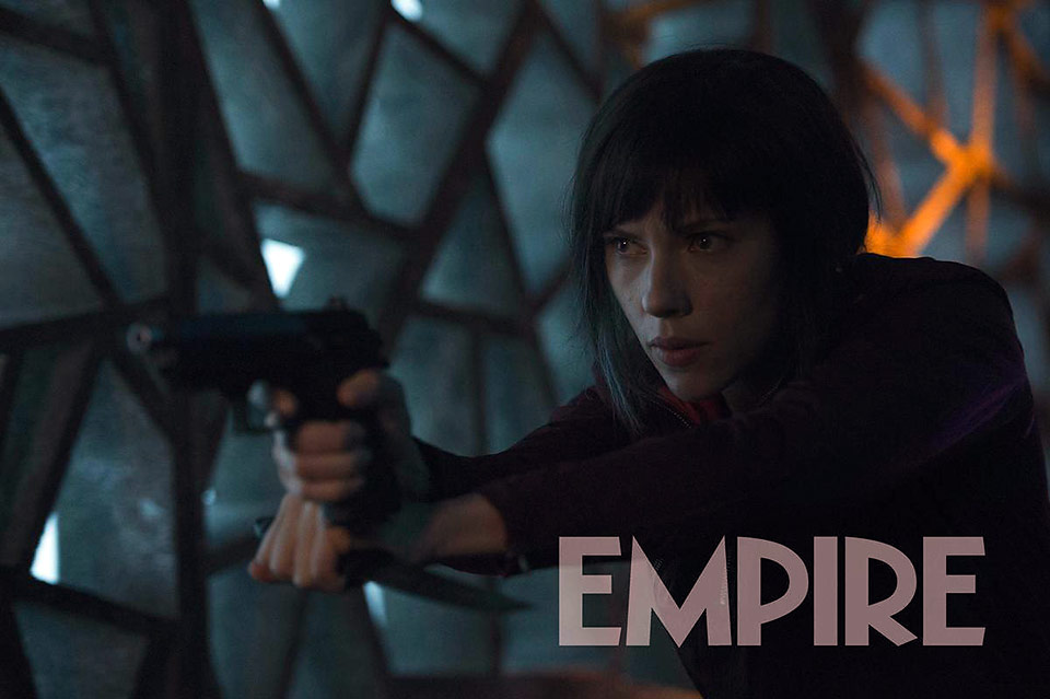 Scarlett Johansson non scherza nella nuova immagine di Ghost In The Shell