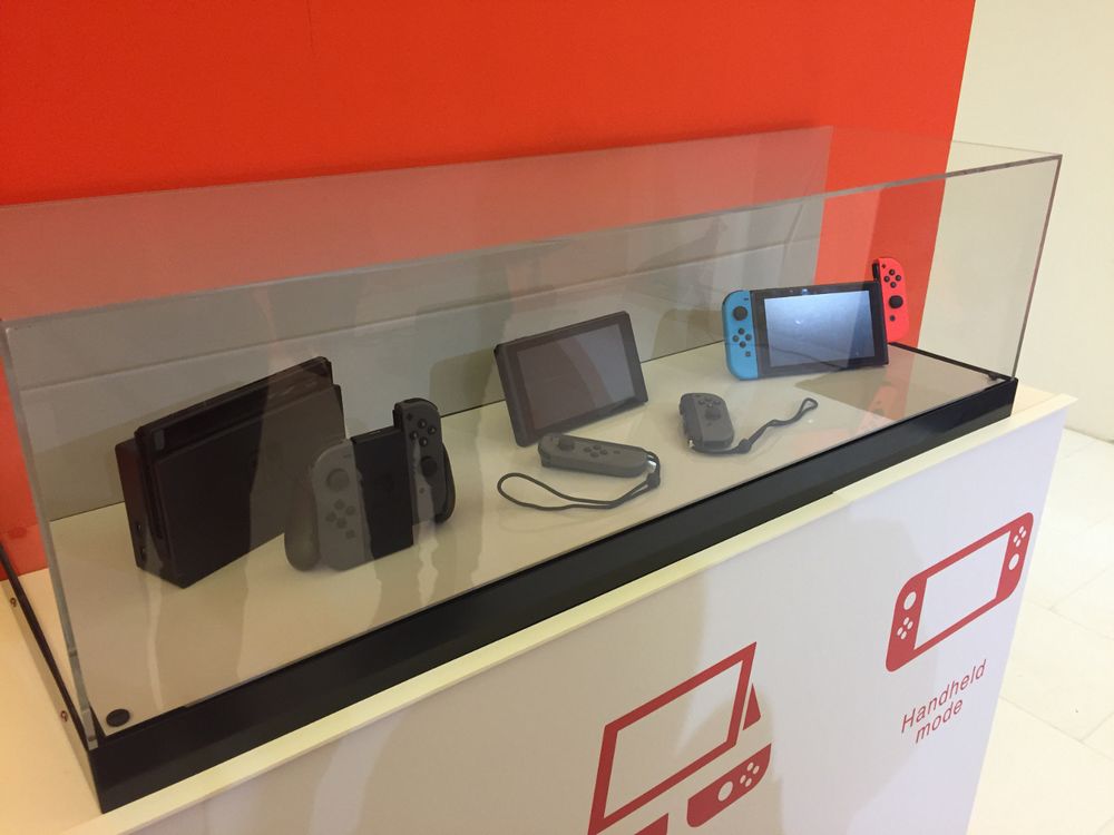 Switch.JPG Switch.JPG