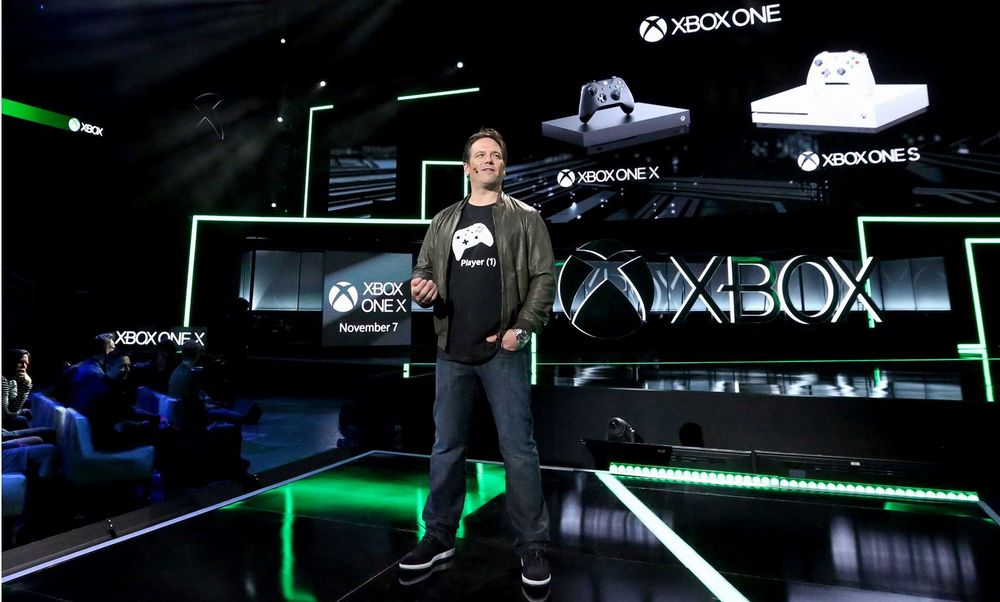 xbox-one-x-phil-spencer.jpg xbox-one-x-phil-spencer.jpg