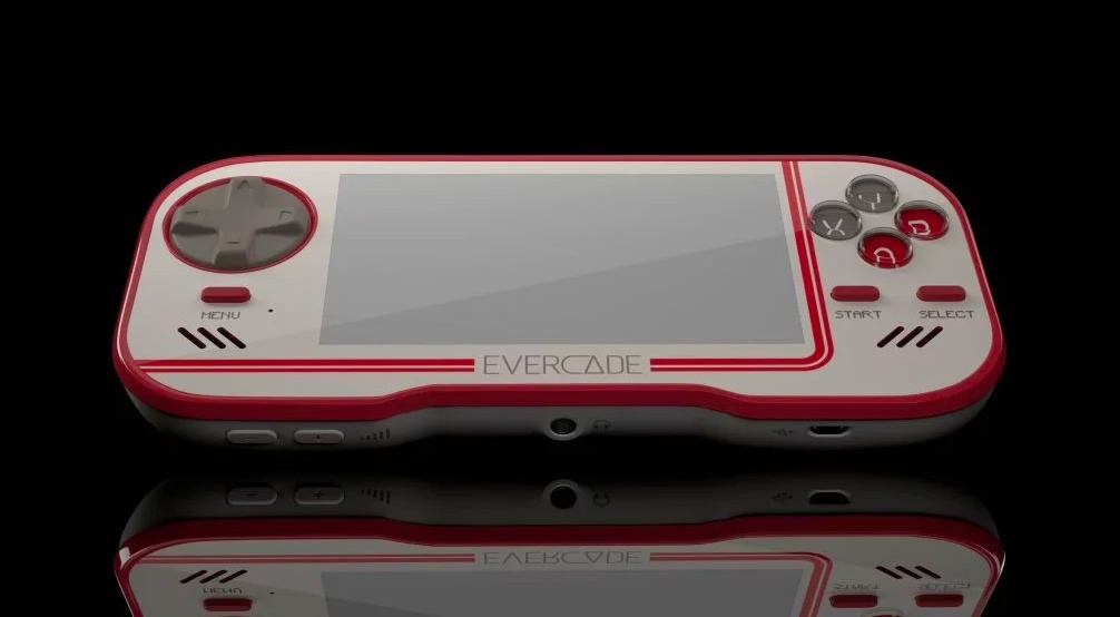 Svelati nuovi giochi per la retro console portatile Evercade Svelati nuovi giochi per la retro console portatile Evercade