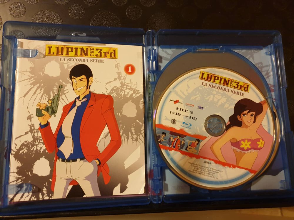 unboxing_lupin_III_2_serie-5e7a69f2c502b.jpg unboxing_lupin_III_2_serie-5e7a69f2c502b.jpg