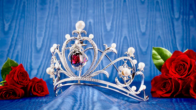 Tiara Lady Oscar - Le rose di Versailles Tiara Lady Oscar - Le rose di Versailles