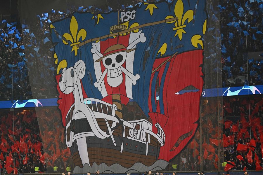 One Piece: la gigantesca coreografia dei tifosi del PSG One Piece: la gigantesca coreografia dei tifosi del PSG