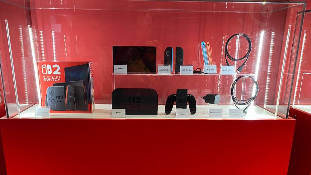 Il contenuto della confezione di Nintendo Switch 2 Il contenuto della confezione di Nintendo Switch 2