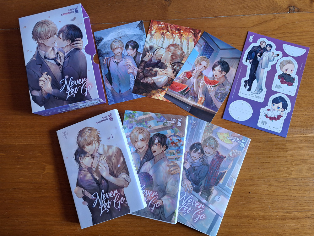 Il contenuto del box italiano di Never Let Go edito da Star Comics Il contenuto del box italiano di Never Let Go edito da Star Comics