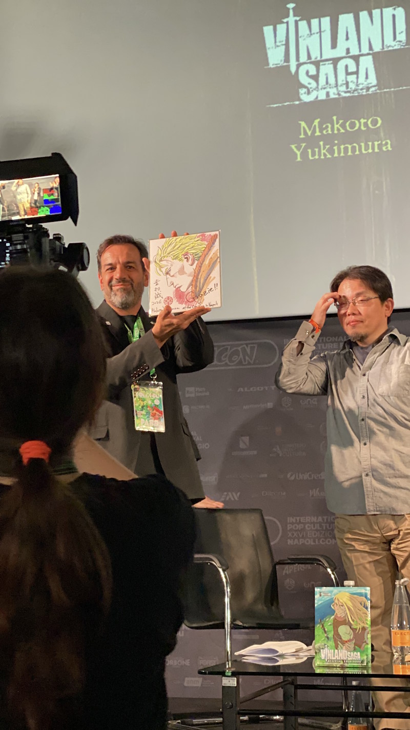 Shikishi donato al presidente di Comicon