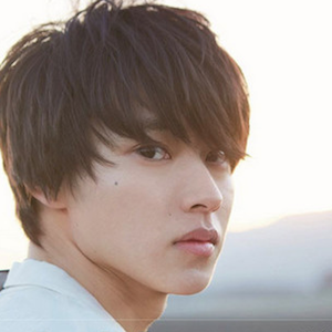 Death Note drama: scrittrice critica Kento Yamazaki nel ruolo di L