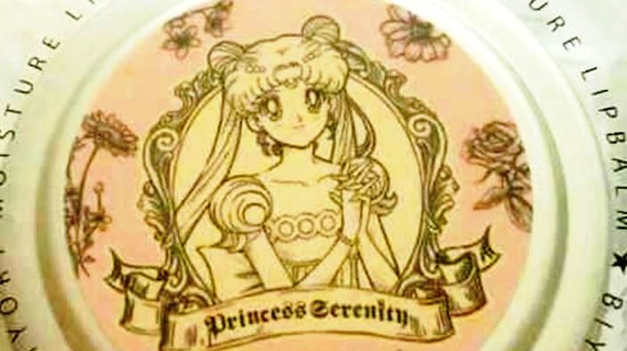 Il Bandai Shop per donne adulte offre cosmetici di Sailor Moon e Lady Oscar
