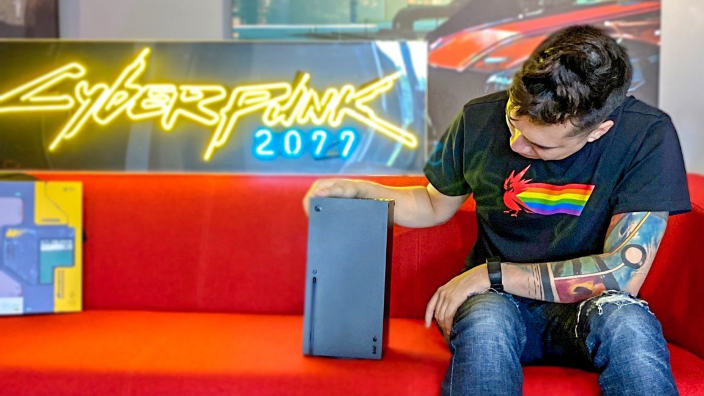 XBOX SERIES X CD Project RED ci propone foto della console