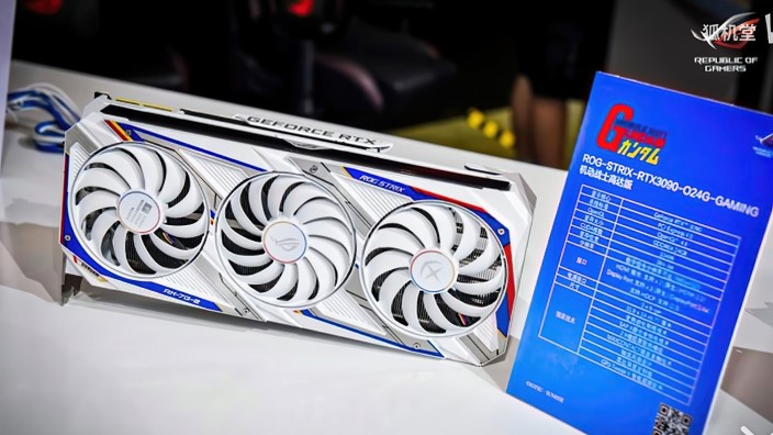 Volete un pc a tema Gundam? Ora è possibile grazie ad Asus!