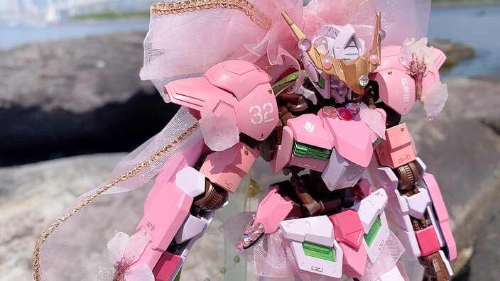 Un'idol giapponese crea i Gunpla più carini di sempre