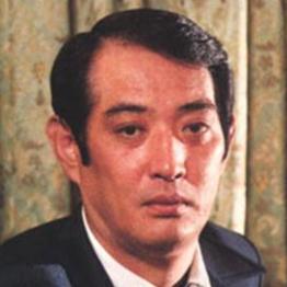 Yoshinobu Nishizaki Yoshinobu Nishizaki