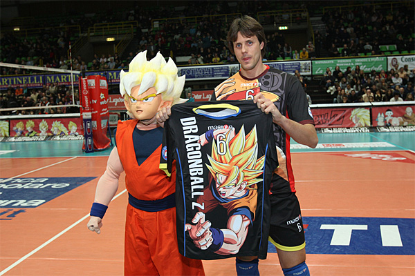 Dragon Ball gioca a pallavolo 01