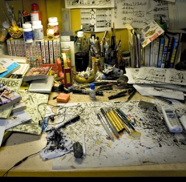 Eiichiro Oda desk Eiichiro Oda desk