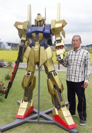  Gundam Wooden Kenichi Okada