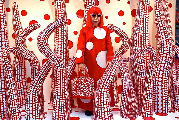 10 donne Yayoi 10 donne Yayoi